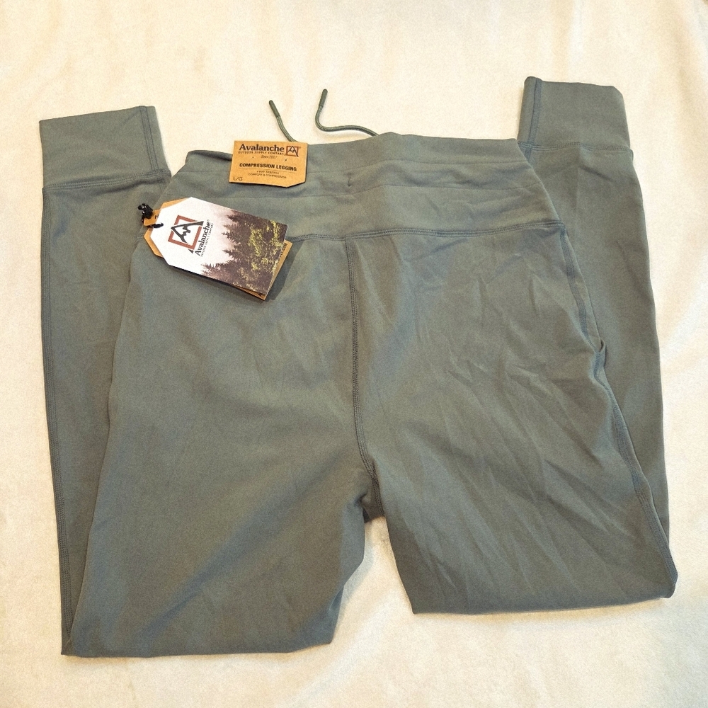 Avalanche Outdoor Supply Co. High Waisted Compression Leggings Size Large New - Picture 12 of 14